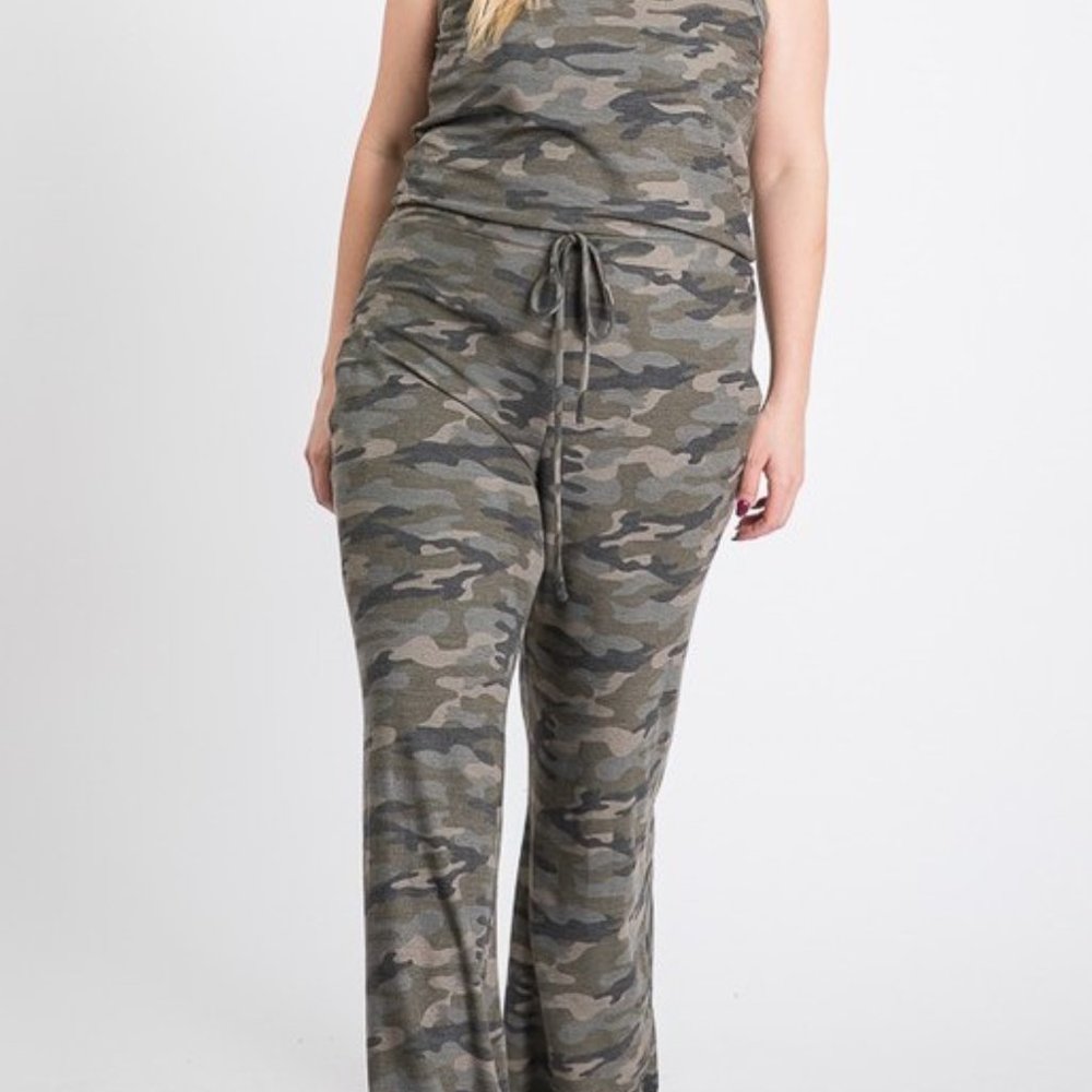 CAMO PRINT JUMPSUIT - Camouflage 1X - Picture 5 of 8